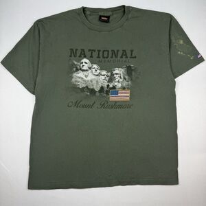 MOUNT RUSHMORE Vintage T-Shirt Men L Green 100% Cotton Crew Neck USA Graphic